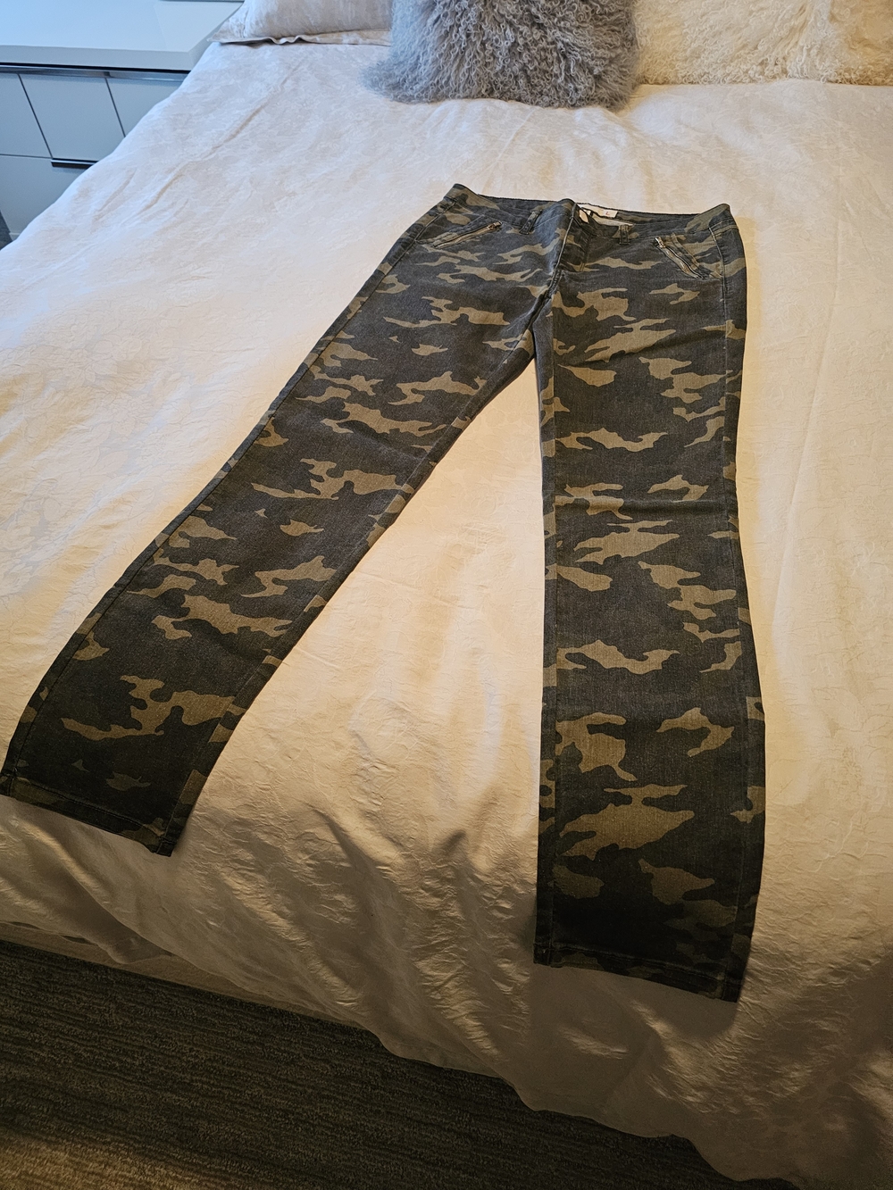 Love Culture- Camo Print Skinny Flare Jeans - Olive & Dark Green